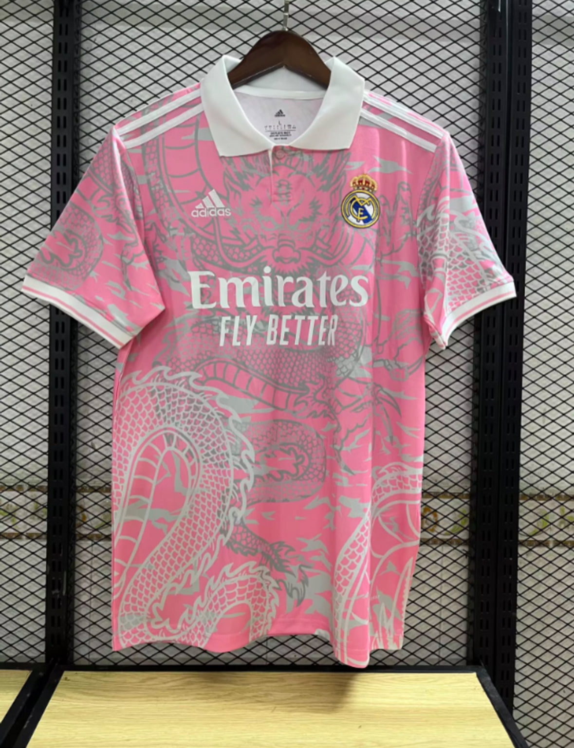 Maillot Rose Émirates Fly Better